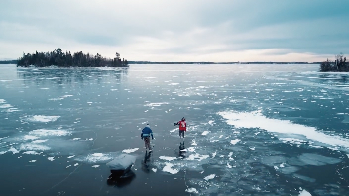 ice fishing on lake of the woods